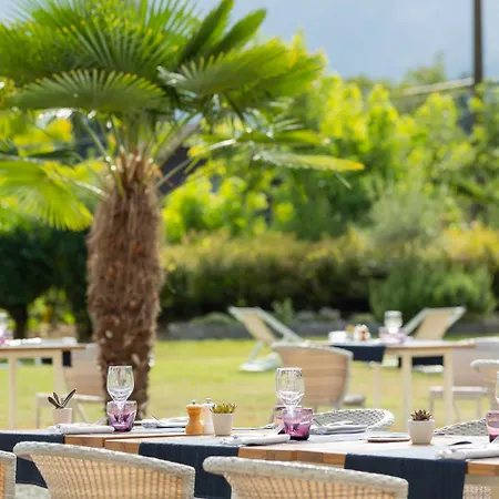 Hotel Les Grillons 3*