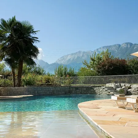 Hotel Les Grillons
