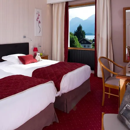 Hotel Les Grillons 3*