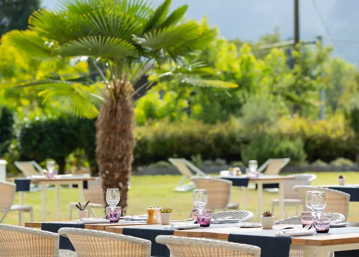 Hotel Les Grillons 3*