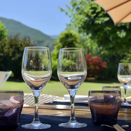 Les Grillons Hotel 3*